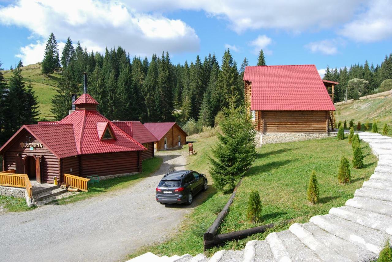 Cheres Hotel Iablunîțea Exterior foto